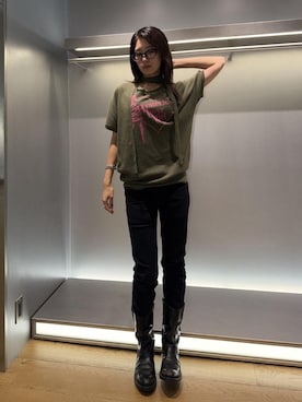 「HYSTERIC GLAMOUR（ヒステリックグラマー）のブラックデニムスリムパンツ（デニムパンツ、ブラック系）」を使った、moanghaeeeさん（レディース）の秋コーディネート