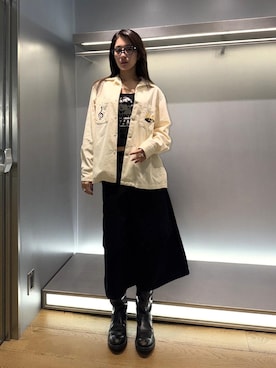 「HYSTERIC GLAMOUR（ヒステリックグラマー）のニーダーツデニムハーフパンツ（デニムパンツ、ブラック系）」を使った、moanghaeeeさん（レディース）の秋コーディネート