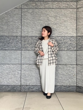 「le.coeur blanc（ルクールブラン）のスウェットライクニットスカート（スカート、グレー系）」を使った、komaさん（レディース・143cm）の春コーディネート