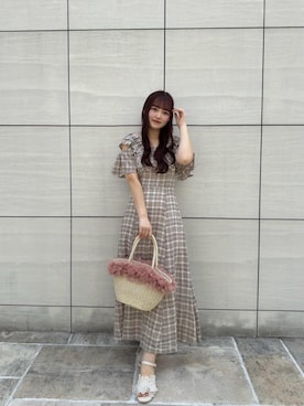 「アイテム（かごバッグ、ピンク系）」を使った、はるなさん（レディース・160cm）の夏コーディネート