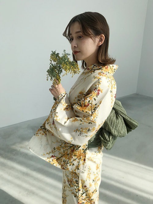 Dita（ディータ）の「ドライフラワー 髪飾り4本セット 浴衣や普段使い
