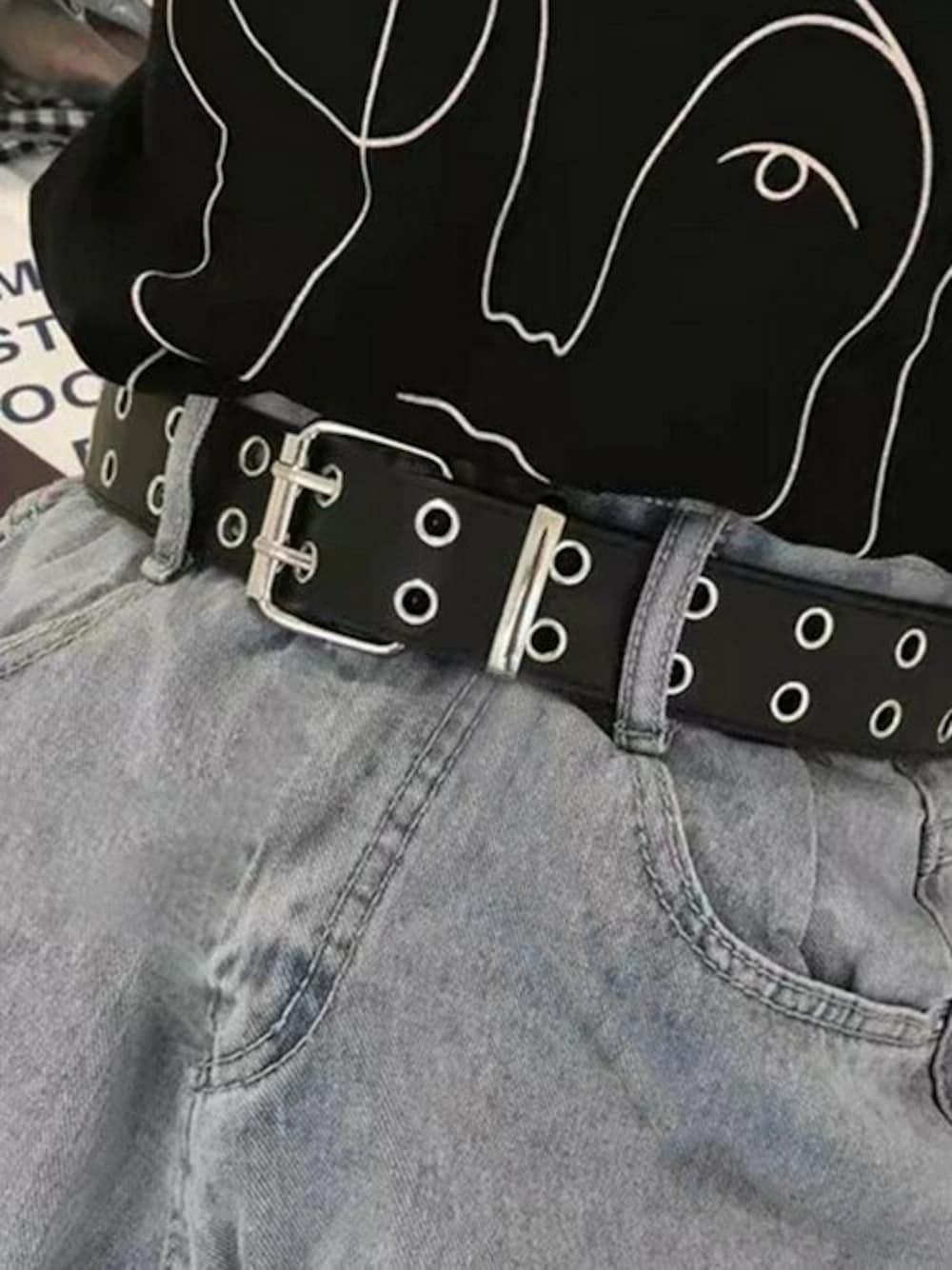 「ロック、ユニセックス、フェイクレザー、レザーベルト、ハトメ、パンクコーデ、y2k、ハトメベルト、ユニセックスアイテム」｜「SILVER BULLETの『ZA/ゼットエー』ダブルハトメベルト（ベルト、ブラック系）」を使った、SILVER BULLET ZOZOTOWN OFFICIALさん（メンズ・170cm）の春コーディネートの1枚目の写真
