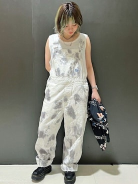 「RNA（アールエヌエー）のアイテム（オールインワン・サロペット）」を使った、RNA MEDIA ZOZOTOWN STAFFさん（レディース・153cm）の春コーディネート