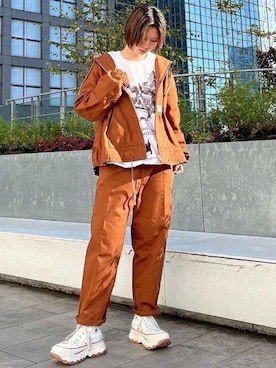 「RNA（アールエヌエー）のアイテム（その他アウター）」を使った、RNA MEDIA ZOZOTOWN STAFFさん（レディース・169cm）の冬コーディネート