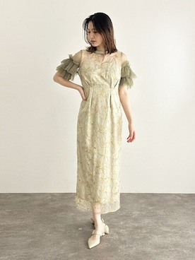「atlo（アトロ）の結婚式パーティードレスキーネックミモレ丈&袖ありセレモニーフォーマルオケージョンドレス同窓会 二次会 成人式（ドレス）」を使った、アンバサダーさん（レディース・167cm）の夏コーディネート