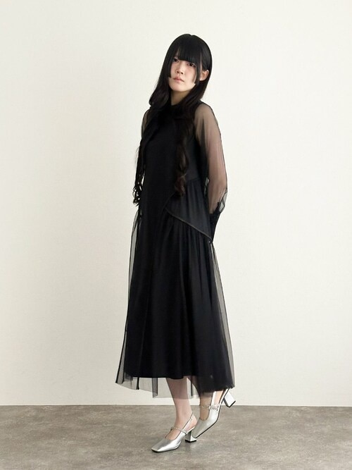 新品　atlo ミモレ丈＆袖ありフォーマルチュールパイピングセレモニー結婚式 L atlo ドレス ミモレ丈＆袖ありフォーマルチュールパイピング