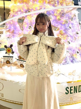 「ブルべ夏」｜「アイテム（ダウンジャケット/コート）」を使った、Nanakoさん（レディース・156cm）の冬コーディネート