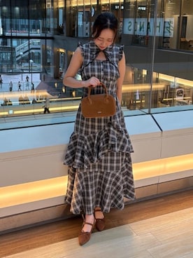 「MAJESTIC LEGON（マジェスティックレゴン）のアイテム」を使った、Nanakoさん（レディース・156cm）の秋コーディネート