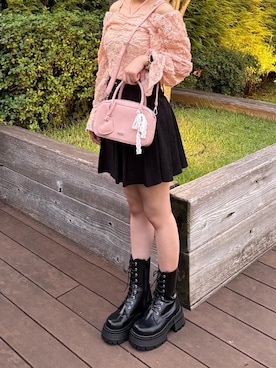 「MAJESTIC LEGON（マジェスティックレゴン）のアイテム」を使った、Nanakoさん（レディース・156cm）の秋コーディネート