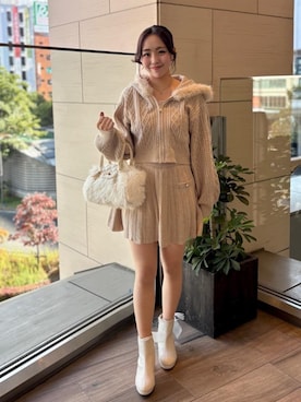 「アイテム（タンクトップ）」を使った、Nanakoさん（レディース・156cm）の秋コーディネート