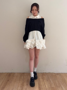 「MAJESTIC LEGON（マジェスティックレゴン）の2WAYボリュームローファー（ローファー、ブラック系）」を使った、Nanakoさん（レディース）の春コーディネート