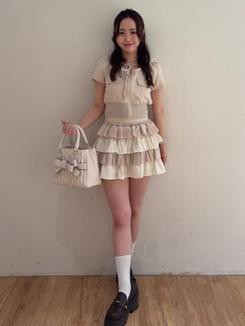「MAJESTIC LEGON（マジェスティックレゴン）の2WAYボリュームローファー（ローファー、ブラウン系）」を使った、Nanakoさん（レディース）の春コーディネート