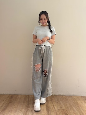 「MAJESTIC LEGON（マジェスティックレゴン）のアイテム（スニーカー）」を使った、Nanakoさん（レディース・156cm）の夏コーディネート