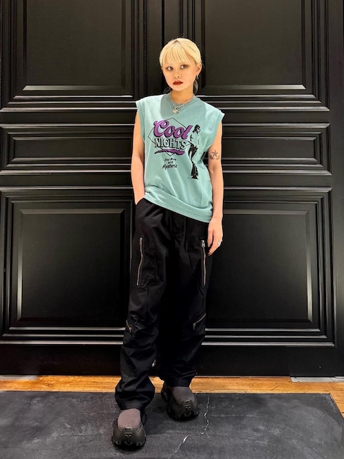 ヒステリックグラマー黒パラシュートパンツベルト付きカーゴドロスト パラシュートパンツ（その他パンツ）｜HYSTERIC GLAMOUR