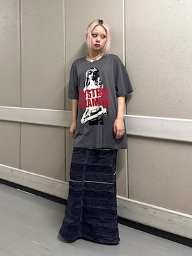 HYSTERIC GLAMOURのアイテムを使った「オーバーサイズTシャツ」の人気