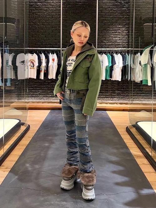 スクラッチフレアデニム 24 XS スクラッチフレアデニムパンツ（デニム