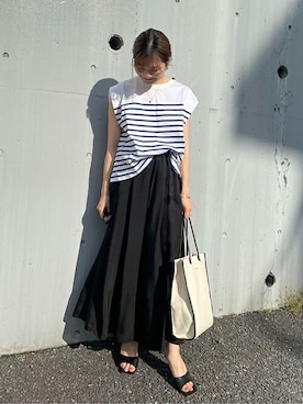 「SLOBE IENA（スローブイエナ）のアイテム（スカート）」を使った、Yuriさん（レディース・159cm）の春コーディネート