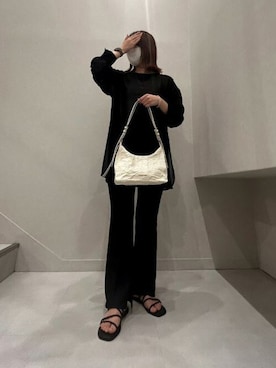 「CHARLES & KEITH（チャールズ & キース）のアイテム（アクセサリー）」を使った、CHARLES & KEITHさん（レディース・160cm）の夏コーディネート