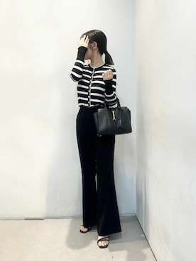 CHARLES & KEITHさんの「Cesiaセシアメタリックアクセントトートバッグ」を使ったコーディネート