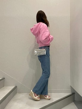 「CHARLES & KEITH（チャールズ & キース）のアイテム（財布/小物）」を使った、CHARLES & KEITHさん（レディース・160cm）の夏コーディネート