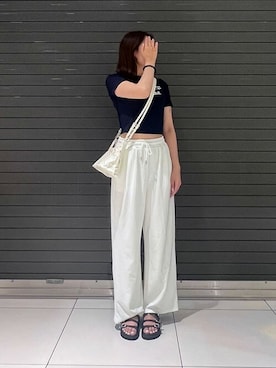 CHARLES & KEITHさんのコーディネート