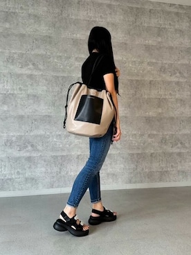 CHARLES & KEITHさんのコーディネート