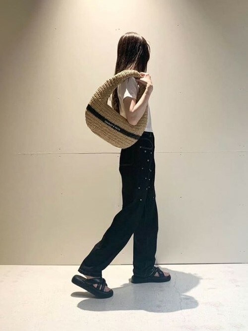 【Charles&Keith】Allegra ニットスラウチーホーボーバッグ Allegra アレグラ ニットスラウチーホーボーバッグ - クリーム