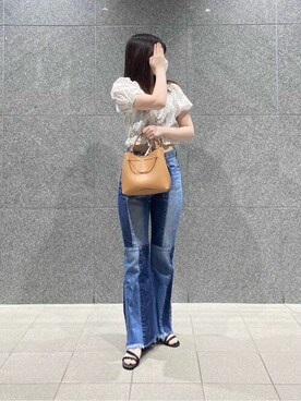 「CHARLES & KEITH（チャールズ & キース）のSybill シビル ジオメトリックバケットバッグ（ショルダーバッグ、ブラウン系）」を使った、CHARLES & KEITHさん（レディース・160cm）の夏コーディネート