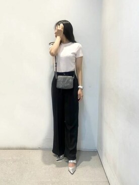「CHARLES & KEITH（チャールズ & キース）のデニムボクシー フロントフラップショルダーバッグ（ショルダーバッグ、グレー系）」を使った、CHARLES & KEITHさん（レディース・160cm）の夏コーディネート