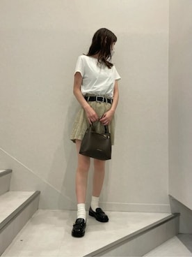 「CHARLES & KEITH（チャールズ & キース）のアイテム（アクセサリー）」を使った、CHARLES & KEITHさん（レディース・160cm）の夏コーディネート