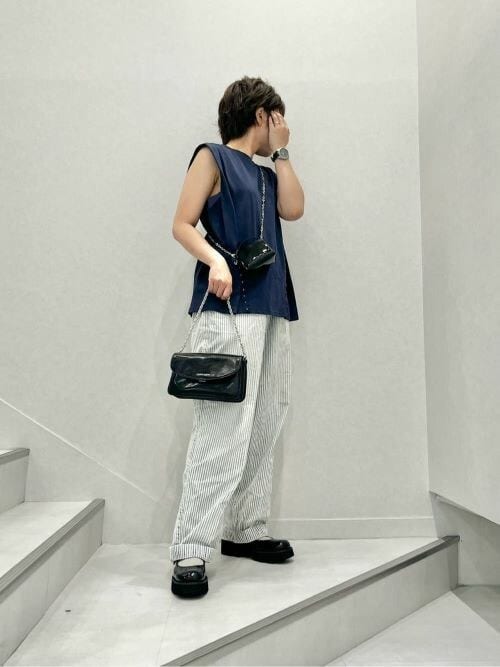 Caia カイア メタリックフロントフラップショルダーバッグ Caia カイア メタリックフロントフラップショルダーバッグ