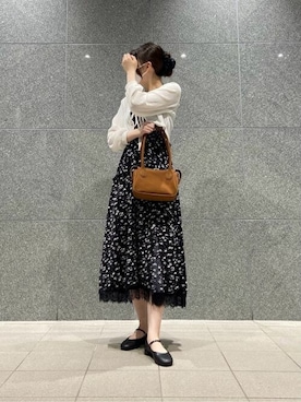 「CHARLES & KEITH（チャールズ & キース）のラウンドトゥ メリージェーン（パンプス）」を使った、CHARLES & KEITHさん（レディース・160cm）の秋コーディネート