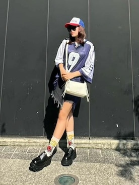 「アイテム（サングラス）」を使った、CHARLES & KEITHさん（レディース・160cm）の秋コーディネート