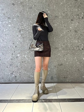 「CHARLES & KEITH（チャールズ & キース）のSloane スローン ホーボーバッグ（ショルダーバッグ）」を使った、CHARLES & KEITHさん（レディース・160cm）の秋コーディネート