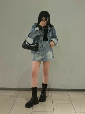 「CHARLES & KEITH（チャールズ & キース）のSloane スローン ホーボーバッグ（ショルダーバッグ）」を使った、CHARLES & KEITHさん（レディース・160cm）の秋コーディネート