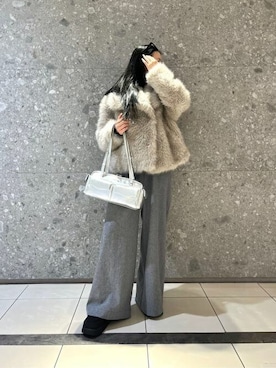 「CHARLES & KEITH（チャールズ & キース）のRachel レイチェル イロンゲイテッドマルチポケットショルダーバッグ（ショルダーバッグ）」を使った、CHARLES & KEITHさん（レディース・160cm）の冬コーディネート