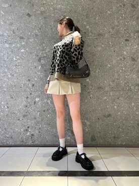 「CHARLES & KEITH（チャールズ & キース）のSloane スローン ホーボーバッグ（ショルダーバッグ）」を使った、CHARLES & KEITHさん（レディース・160cm）の冬コーディネート
