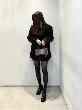 「アイテム（トートバッグ、パープル系）」を使った、CHARLES & KEITHさん（レディース・160cm）の冬コーディネート