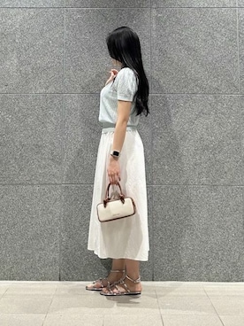 「CHARLES & KEITH（チャールズ & キース）のアイテム（トートバッグ）」を使った、CHARLES & KEITHさん（レディース・160cm）の春コーディネート