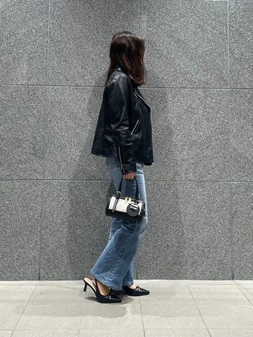追跡★Charles&Keith 2WAY Enola キャンバス ボウリングバッグ CHARLES & KEITH Enola エノラ キャンバスツートーンボウリング