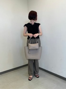 「CHARLES & KEITH（チャールズ & キース）のアイテム（トートバッグ）」を使った、CHARLES & KEITHさん（レディース・160cm）の夏コーディネート