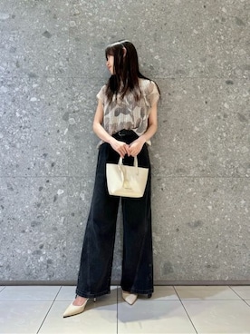 「CHARLES & KEITH（チャールズ & キース）のアイテム（トートバッグ）」を使った、CHARLES & KEITHさん（レディース・160cm）の夏コーディネート