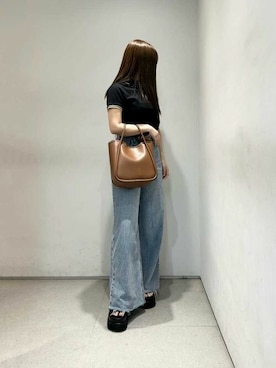 「CHARLES & KEITH（チャールズ & キース）のアイテム（トートバッグ）」を使った、CHARLES & KEITHさん（レディース・160cm）の夏コーディネート
