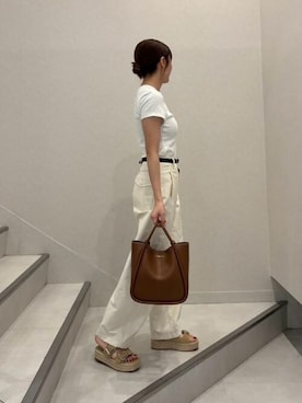 「CHARLES & KEITH（チャールズ & キース）のアイテム（トートバッグ）」を使った、CHARLES & KEITHさん（レディース・160cm）の夏コーディネート