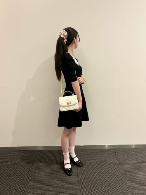 CHARLES&KEITH◆Cressida プッシュロック トップハンドルバッグ Cressida クレシダ キルトプッシュロックトップハンドルバッグ