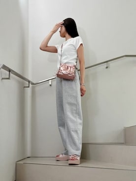 「アイテム（サンダル、ピンク系）」を使った、CHARLES & KEITHさん（レディース・160cm）の夏コーディネート