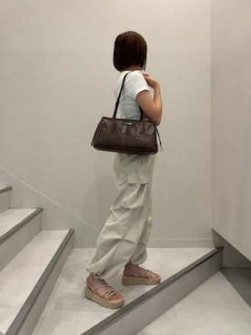 「アイテム（ブラウン系）」を使った、CHARLES & KEITHさん（レディース・160cm）の夏コーディネート