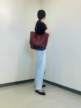「CHARLES & KEITH（チャールズ & キース）のアイテム（トートバッグ）」を使った、CHARLES & KEITHさん（レディース・160cm）の夏コーディネート