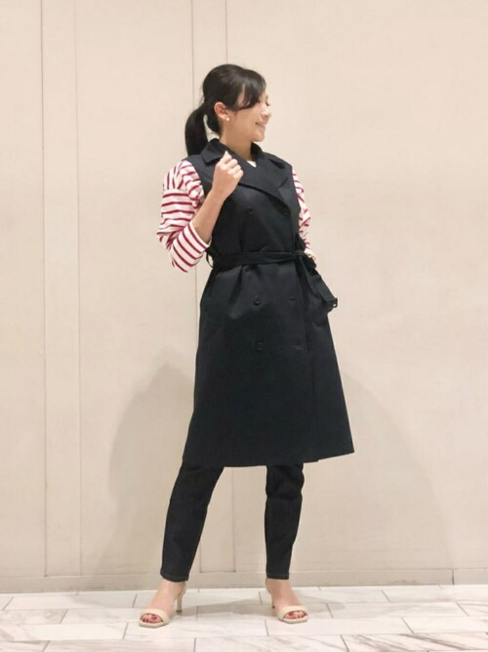「ベスト、大人コーデ、ジレ、ロングベスト、mackintoshlondon、マッキントッシュロンドン、MACKINTOSH LONDON」｜「MACKINTOSH LONDONのハイブリッドクロスロングジレ（その他アウター、ブルー系）」を使った、orie.tさん（レディース・163cm）の春コーディネートの1枚目の写真