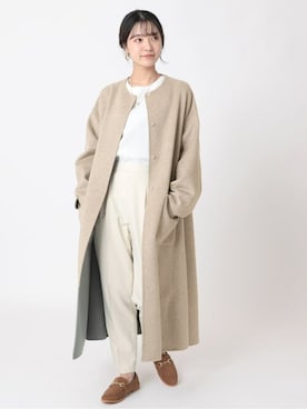 「アイテム（ノーカラーコート）」を使った、momokoさん（レディース・159cm）の秋コーディネート